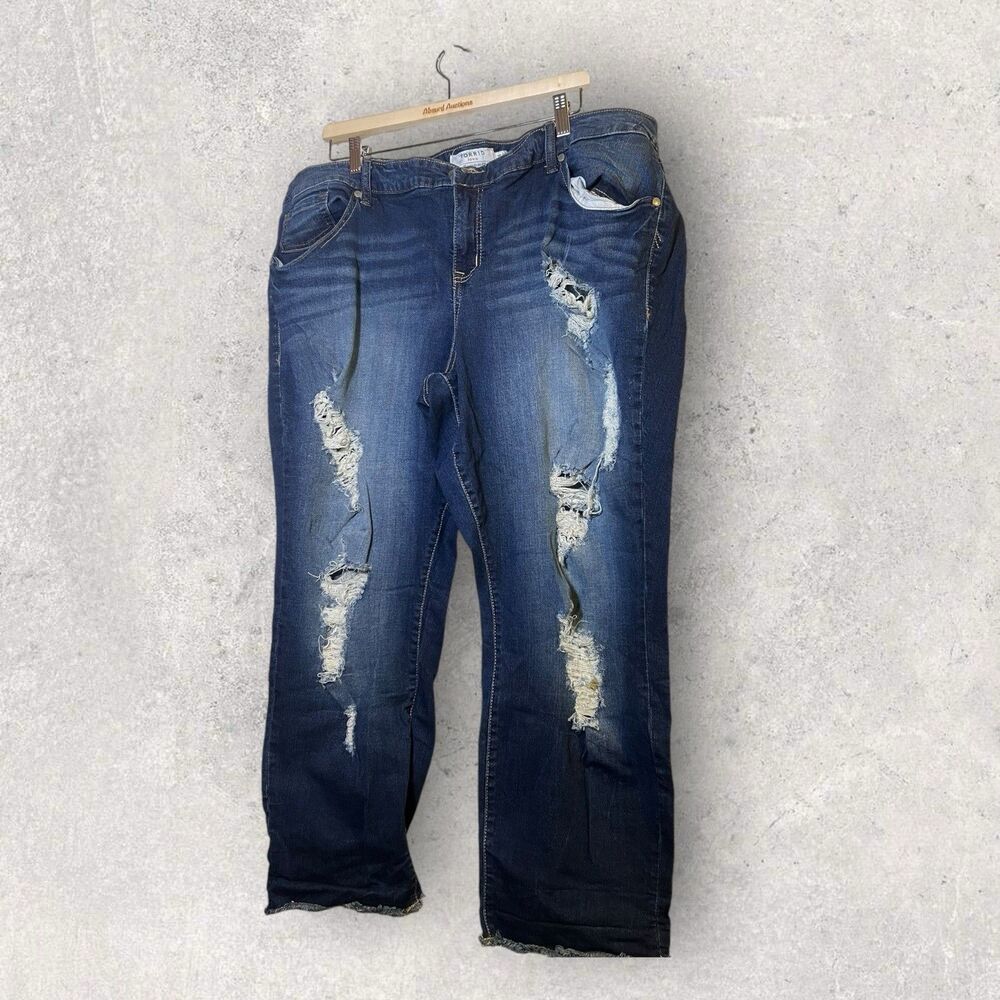 Torrid Bombshell Skinny Jeans 24R Distressed 148862 Stretch